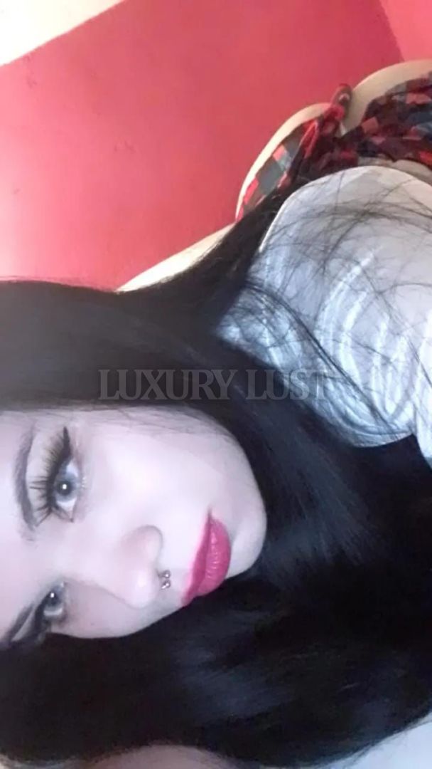 Lucia Vip
